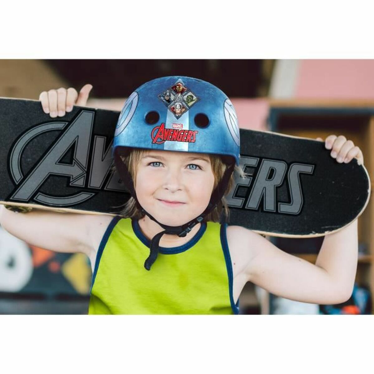 Casco Stamp AVENGERS Azul + 5 Años